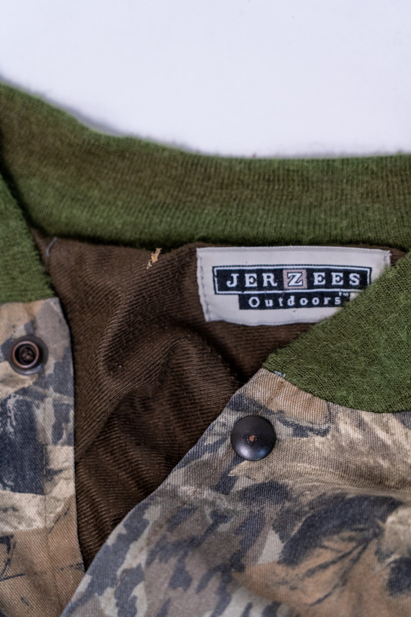 1990s Jerzees Outdoors Camo Bomber Jacket – Size L