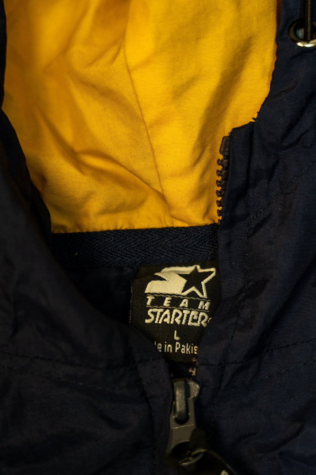1990s  Michigan Wolverines Hooded Windbreaker Jacket – Size L