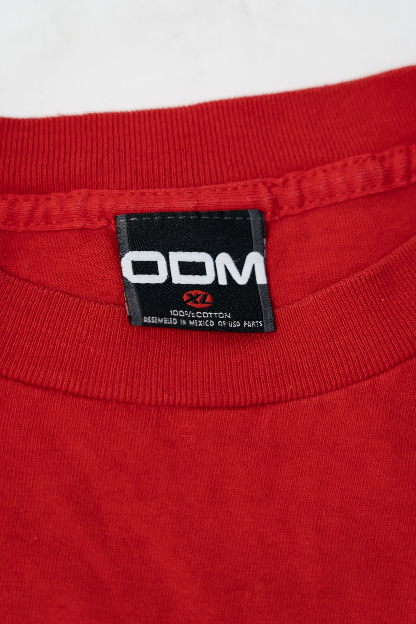 1990s ODM “Guardians of Paradise” Dragon Graphic Tee – Red – Size XL